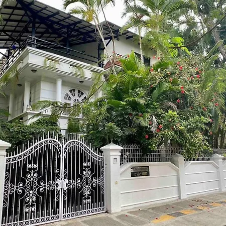 Btm-Blr 5Bhk With Home Theatre
